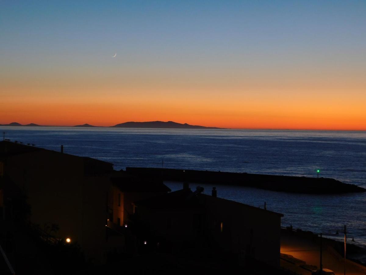 Apartamento Il Doppio Nodo Castelsardo Exterior foto